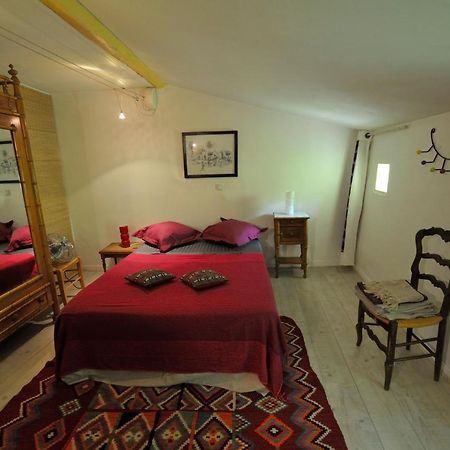 Chambres D'Hotes Le Petit Siam : Le Calme En Centre Ville Clermont-Ferrand Exteriör bild