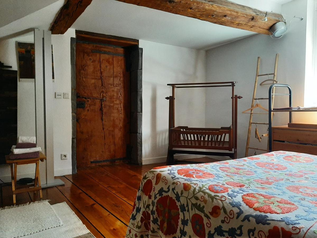 Chambres D'Hotes Le Petit Siam : Le Calme En Centre Ville Clermont-Ferrand Exteriör bild